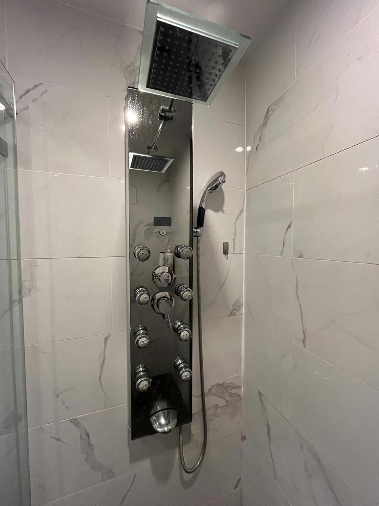 Apartamento Modern Cozy Unit Near Geno'S & Pat'S Filadelfia Exterior foto